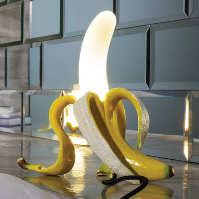 GoldenBanana - Elegant Art Deco Table Lamp