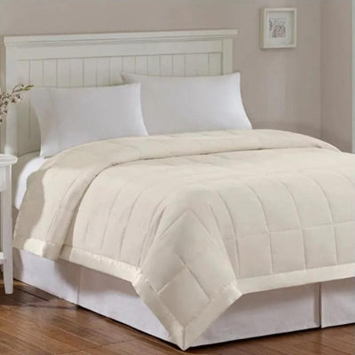 BlueVelvet - Satin Accent Bedspread