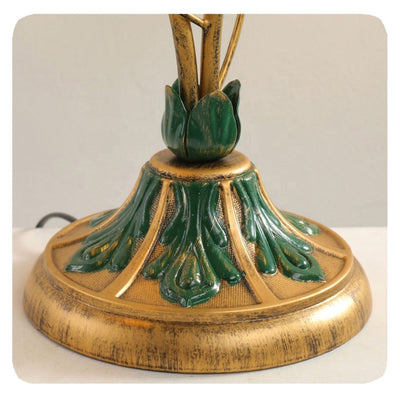 BloomGlow – Elegant Flower-Inspired Table Lamp