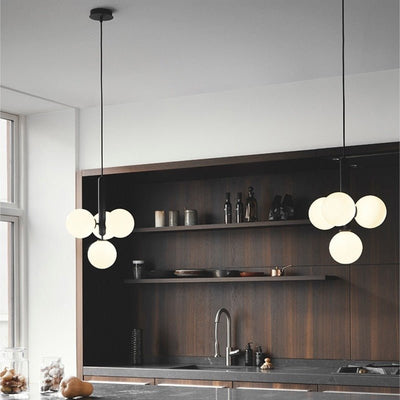 CrystalGlow – Modern Glass and Aluminium Hanging Light