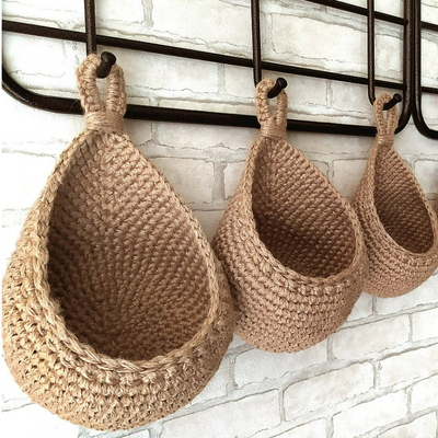 GardenWall - Decorative Produce Hanging Baskets