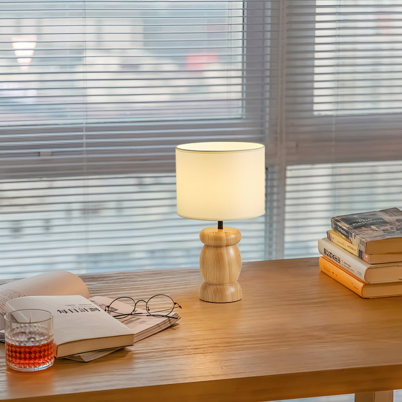 RockwoodGlow - Table Lamp with Unique Stone-Shaped Wooden Base