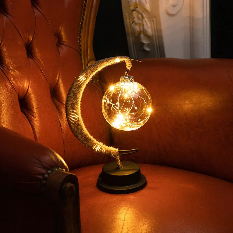MoonGlow - Enchanting Moon Lamp for Magical Moments