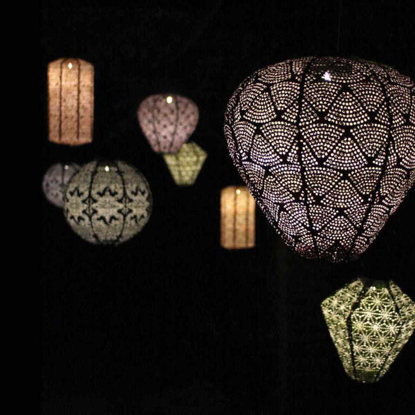 Outdoor Solar Lantern - Hot Air Balloon Design, Solar-Powered LED Light for Garden