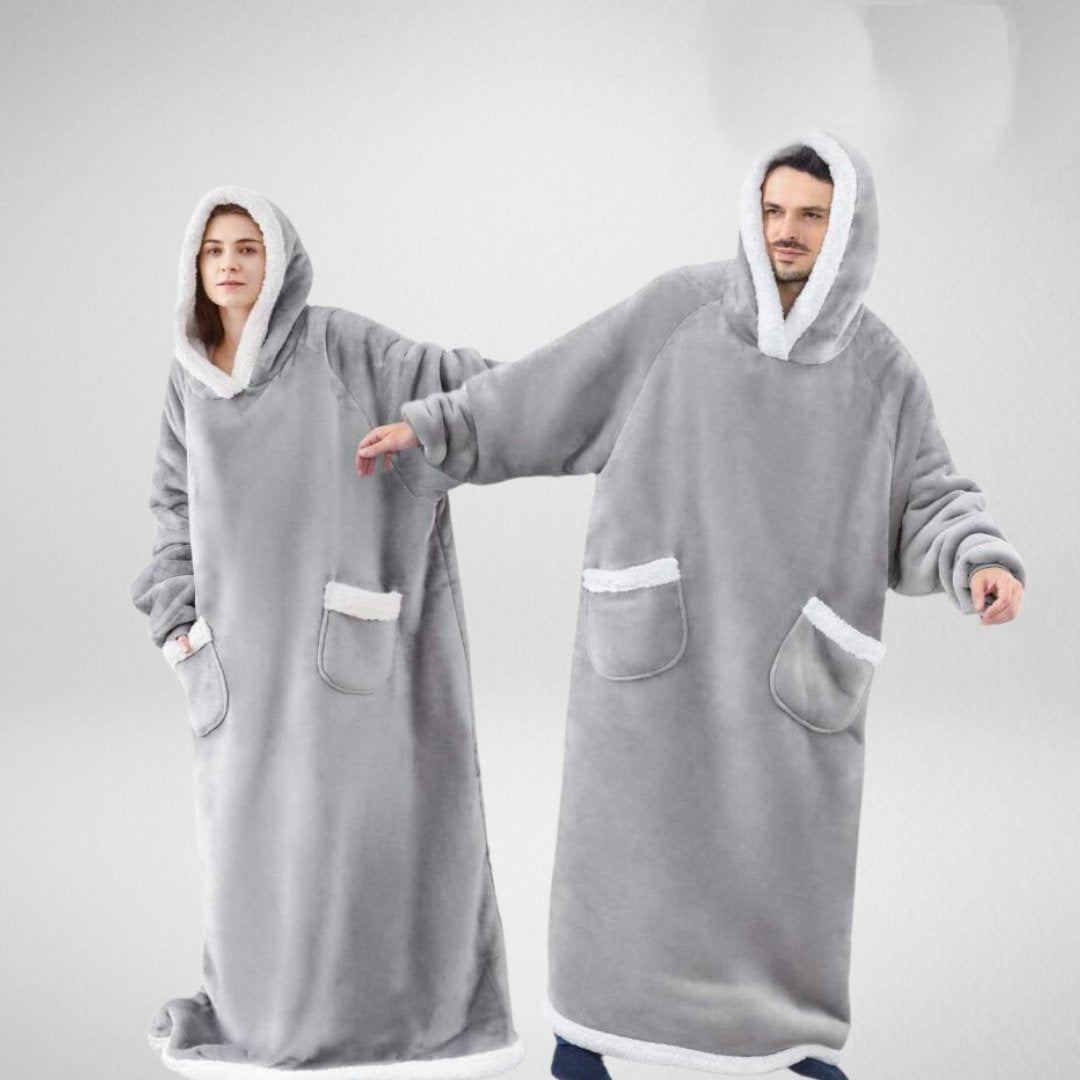 CozyHug – Oversized Hoodie Blanket with Fleece Lining