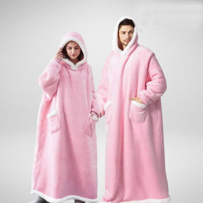 CozyHug – Oversized Hoodie Blanket with Fleece Lining
