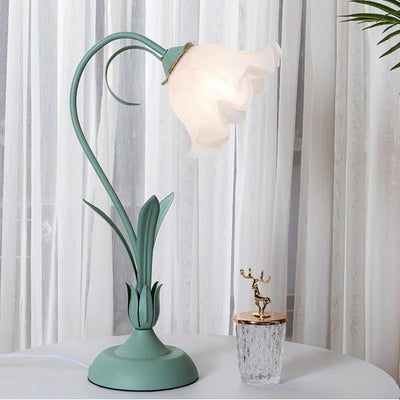 BloomBeam - Adjustable Retro Table Lamp