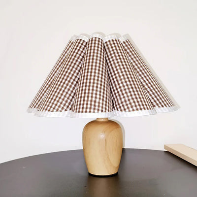 LuxFold – Vintage Inspired Woven Lamp