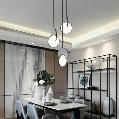 LuxeBeam – Adjustable LED Hanging Lamp